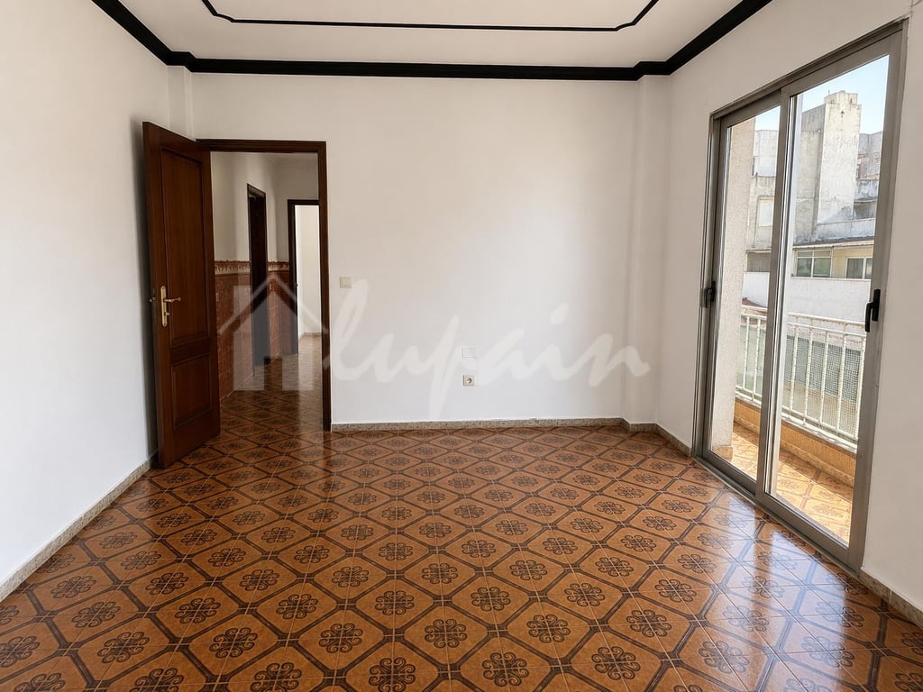 Apartment in Guaza - Image 2