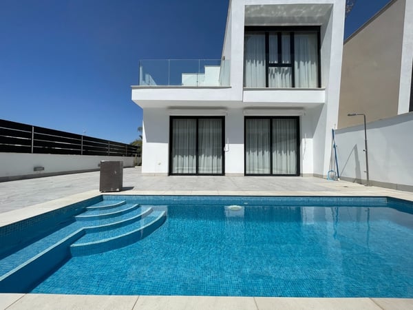 Villa in Benijofar - view 1
