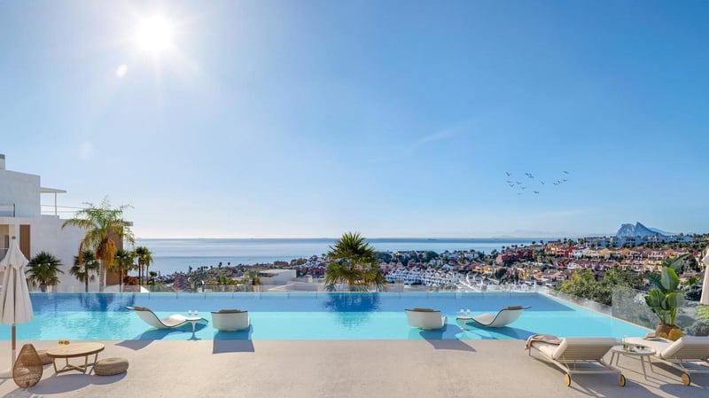 Apartment in San Roque - view 1