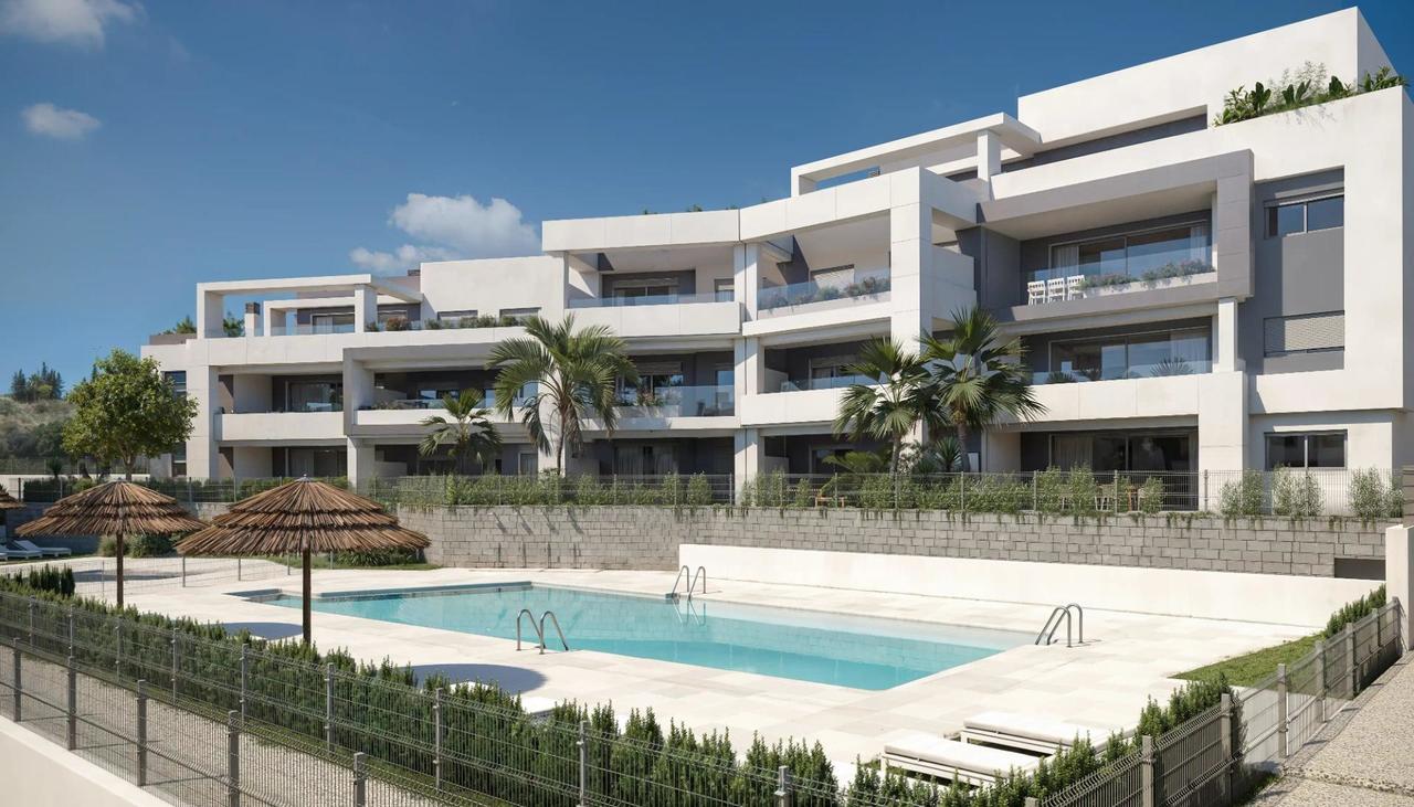 Apartment in Estepona - Image 3