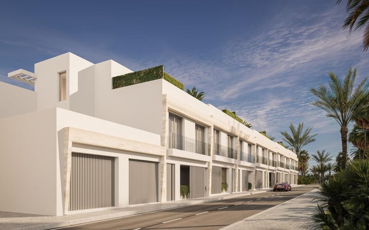 House in Marbella - view 1