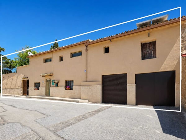 House in Torre del Rico - view 1