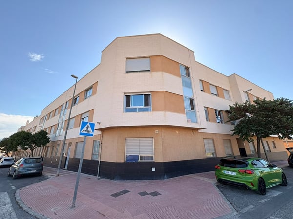Apartment in Sax - view 1
