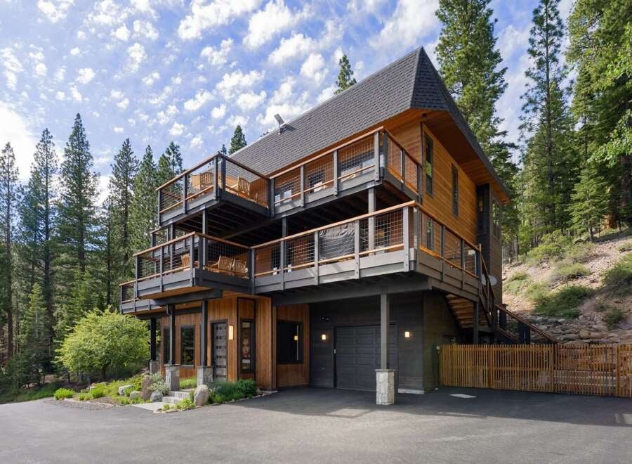 House in Kingswood Estates - Image 2