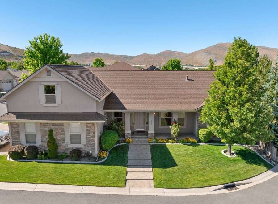House in Carson City - Image 2