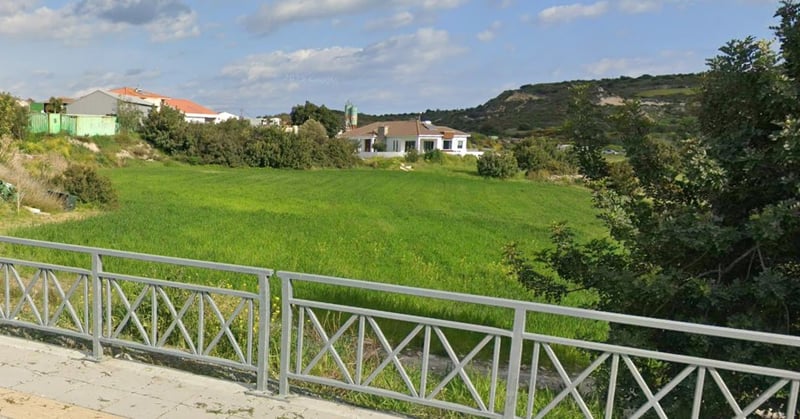 House in Choirokoitia - view 1