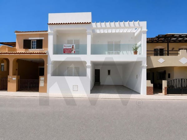 Villa in Portimao - view 1