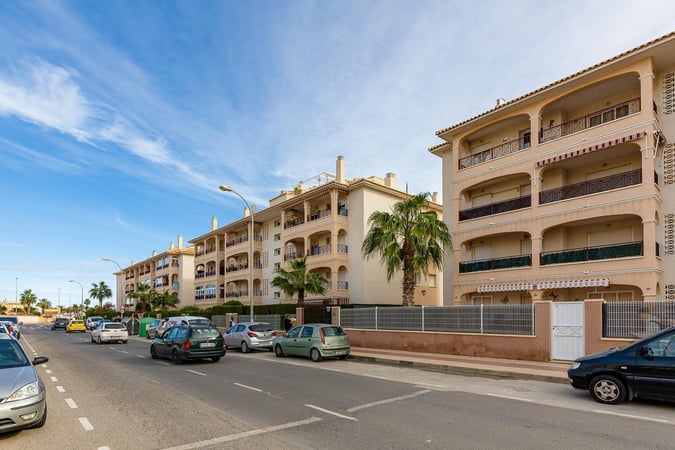 Apartment in Playa Flamenca - view 1