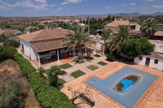 Villa in Albox - view 1