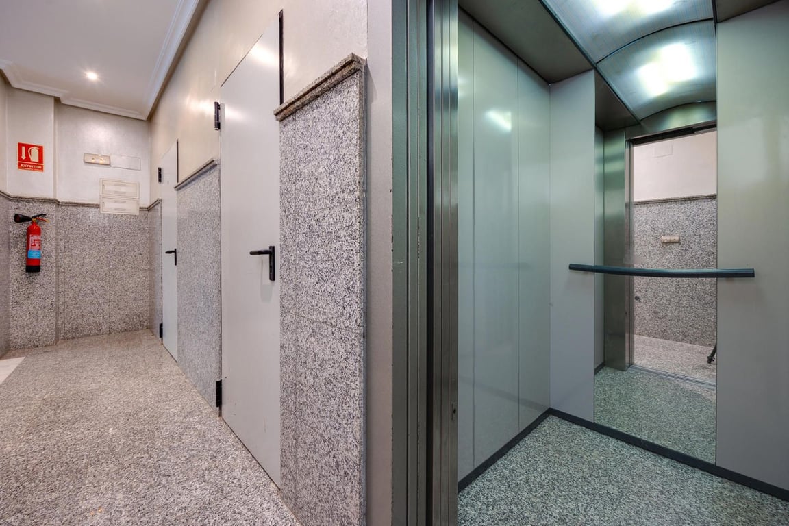 Apartment in Torrevieja - Image 3
