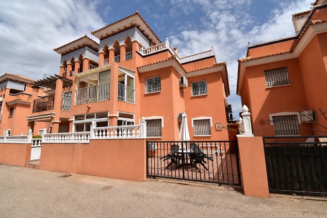 Apartment in Playa Flamenca - view 1