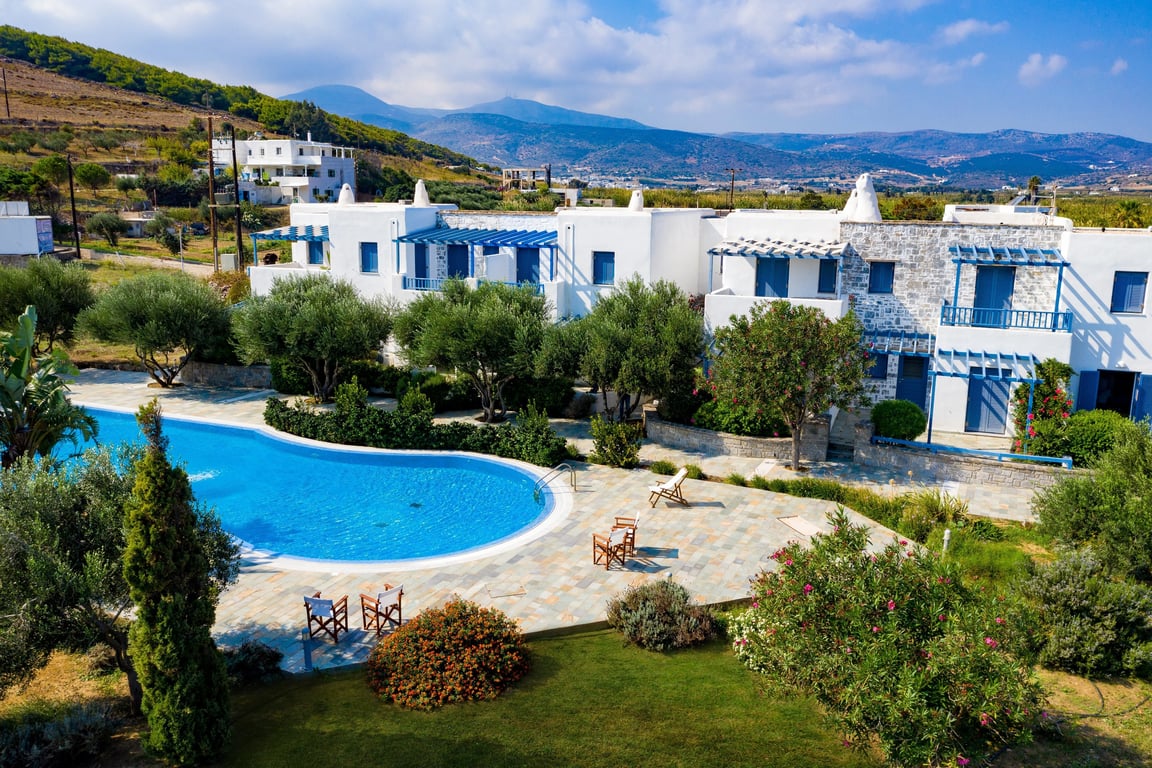 House in Paros - Image 3