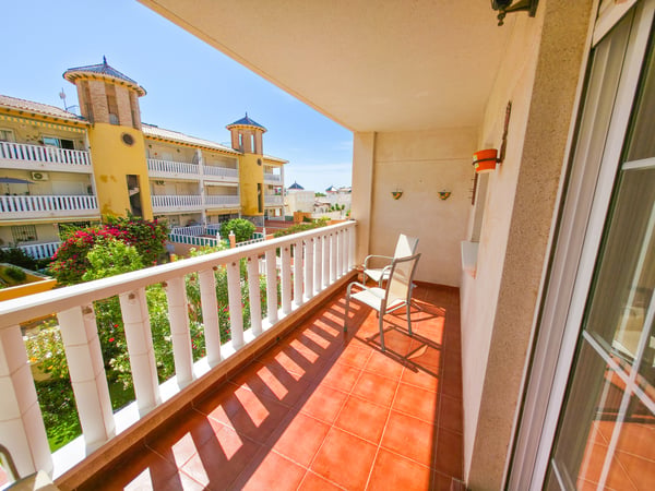 Apartment in Playas de Orihuela - view 1