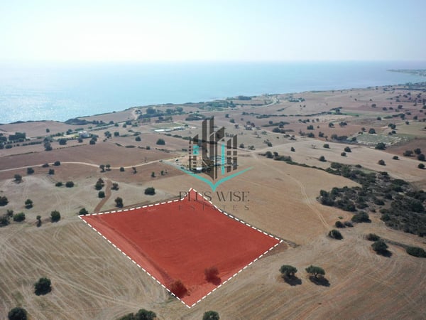 House in Alaminos - view 1