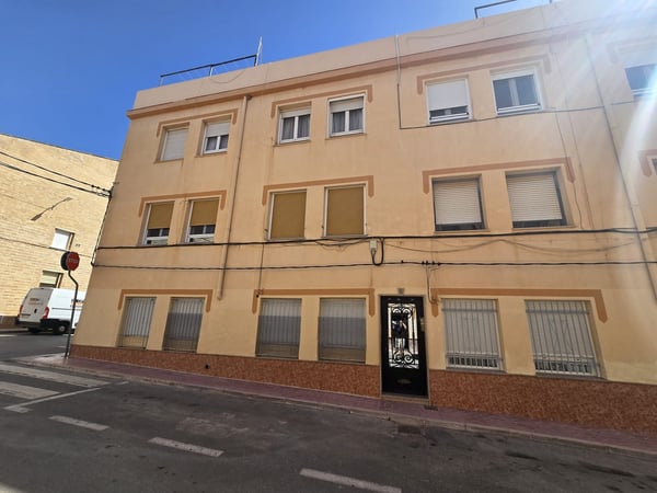 Apartment in Sax - view 1