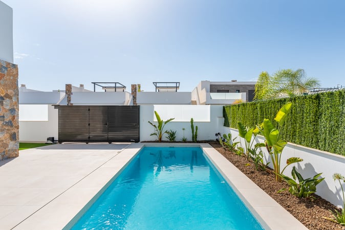 Villa in Los Alcazares - view 1
