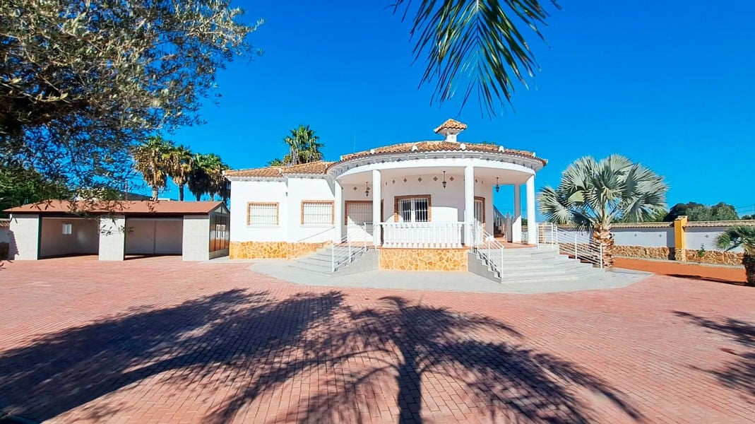 Villa in Catral - Image 2