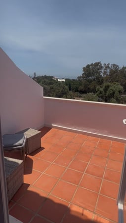 Villa in Artola - view 1
