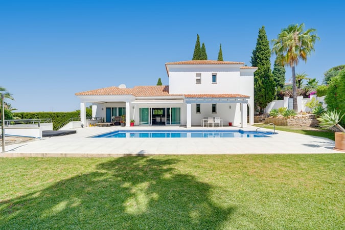 Villa in Rosario, El - view 1