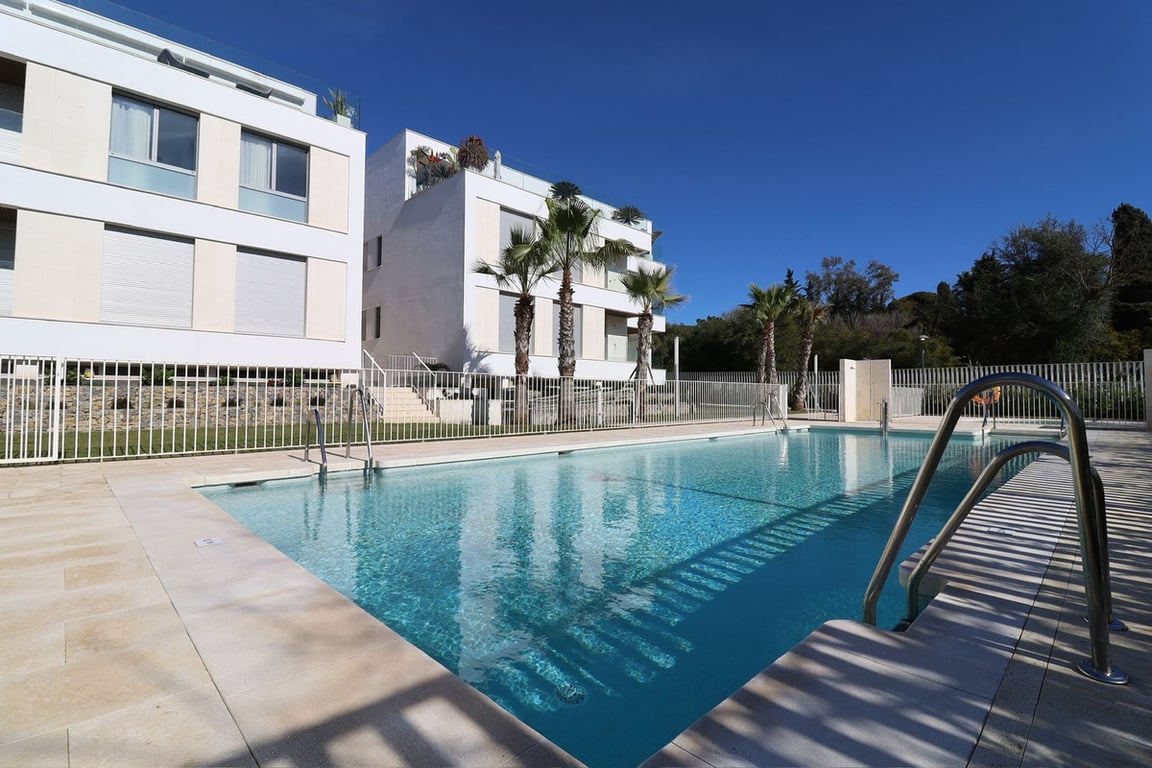 House in Elviria - Image 2