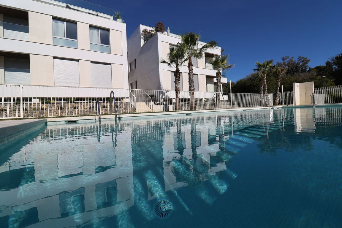 House in Elviria - Image 3