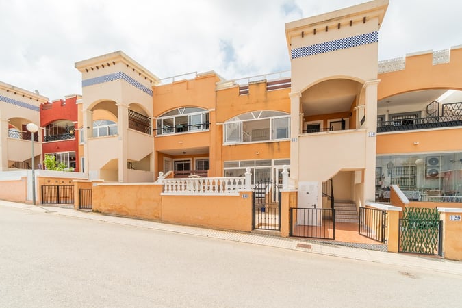 Apartment in Urbanizacion los Balcones - view 1