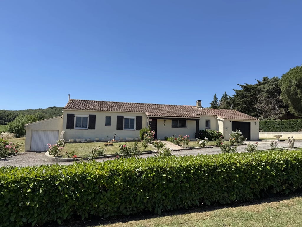 House in Alairac - Image 2