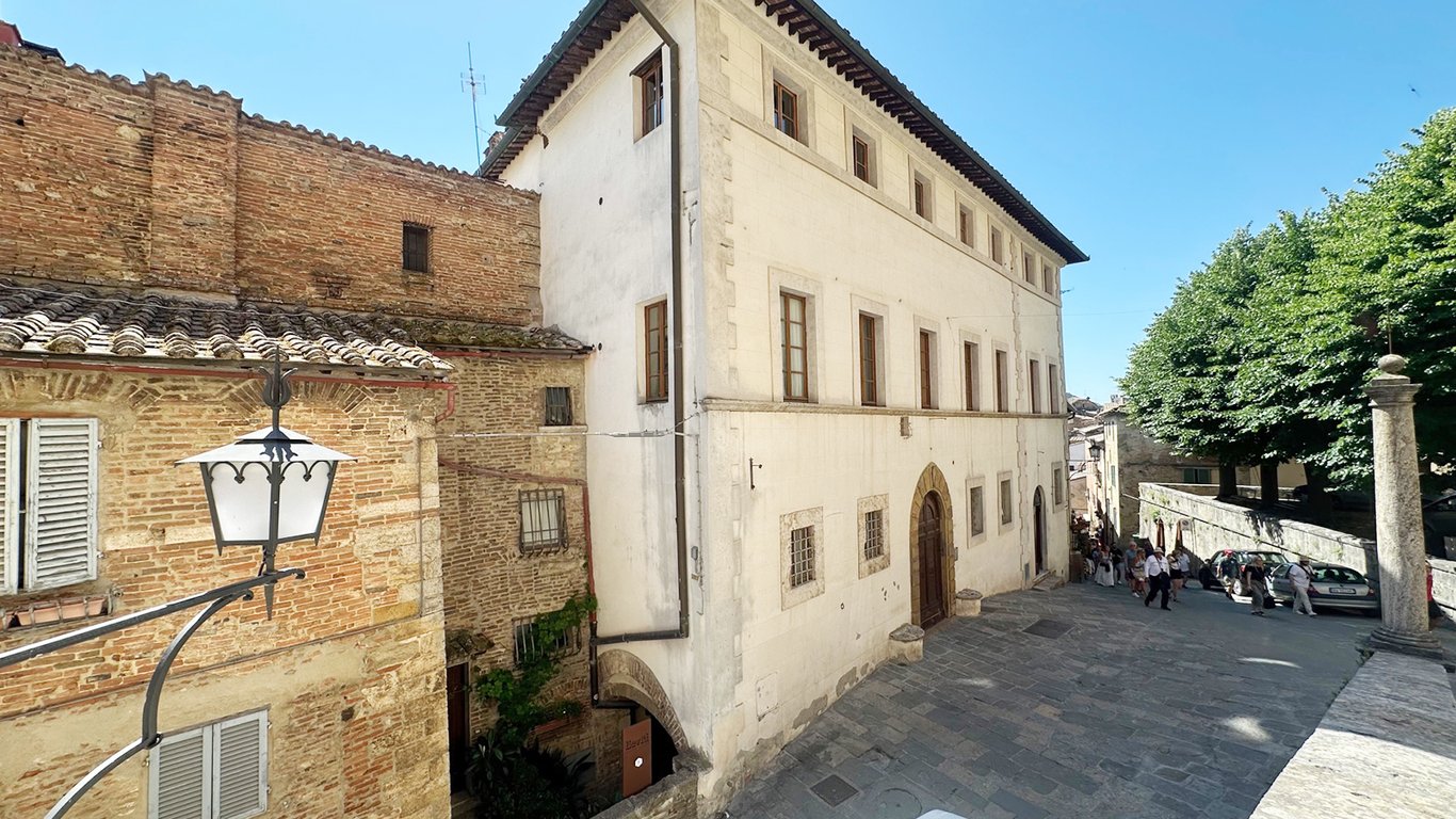 Apartment in Montepulciano - Image 2