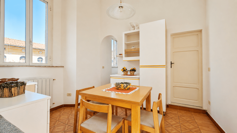 House in Volterra - view 1