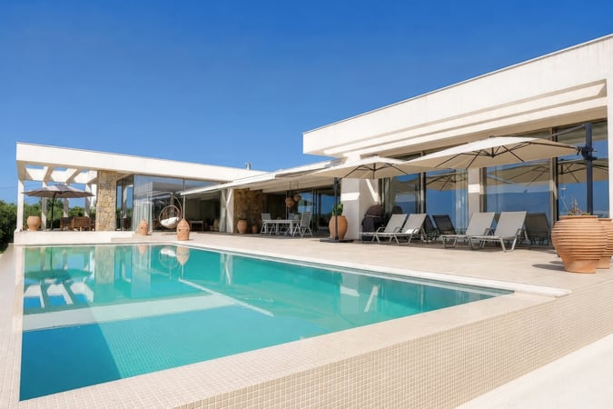 Villa in Kamaria - view 1