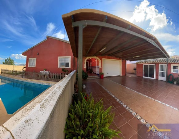 Chalet in Reiguero de Poniente - view 1