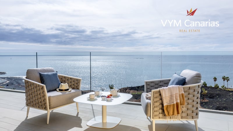 Apartment in La Caleta - view 1