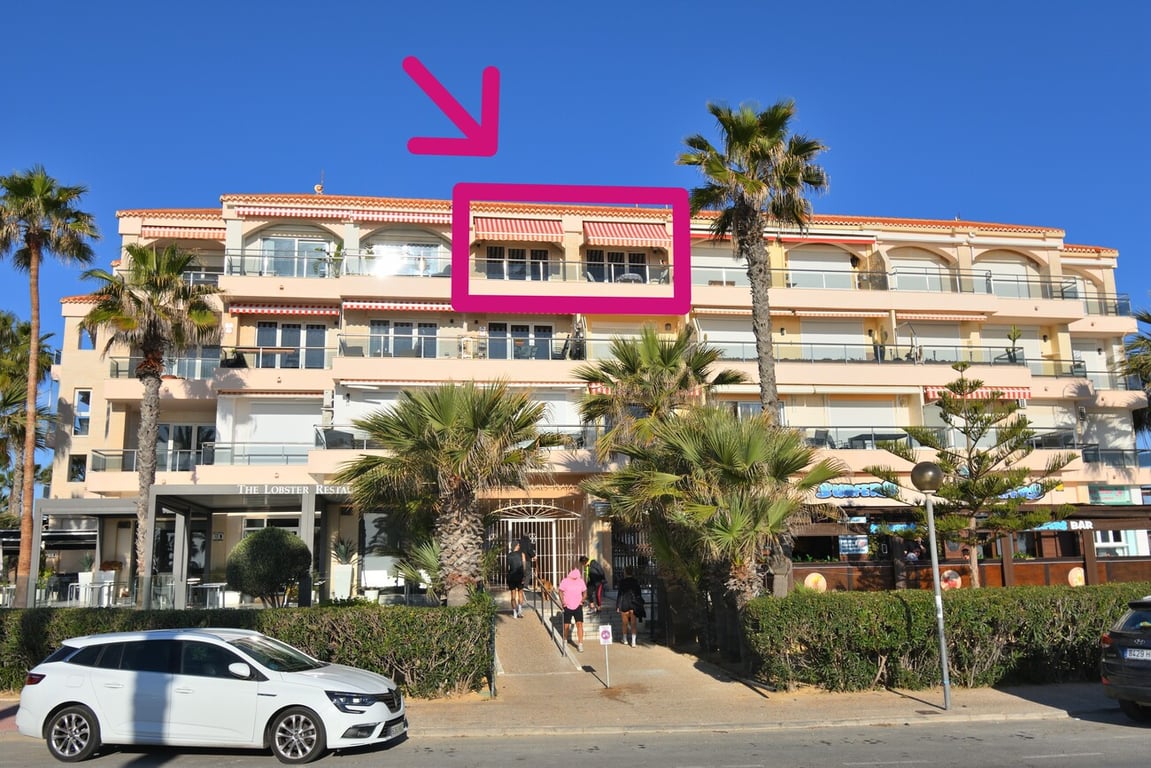 Apartment in Playa Flamenca - Image 2