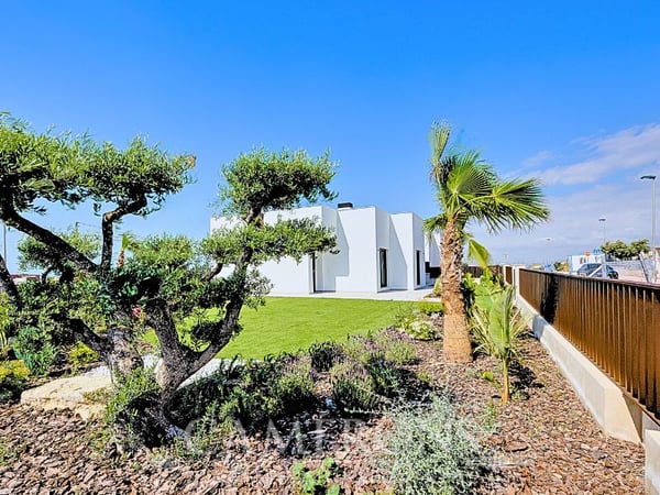 House in Mutxamel - view 1
