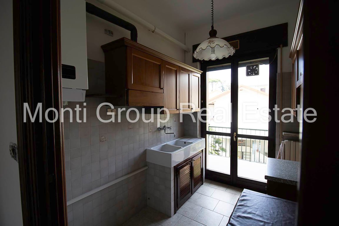 Apartment in Acqui Terme - Image 2