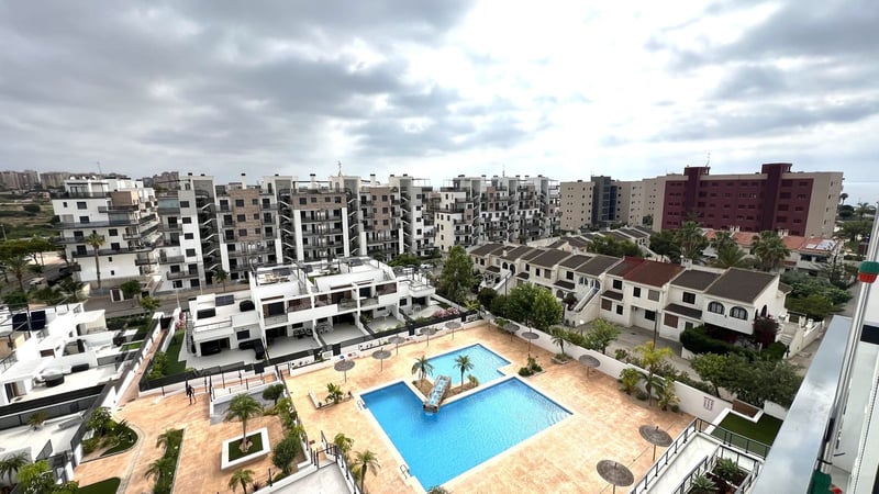 Apartment in Mil Palmeras - view 1