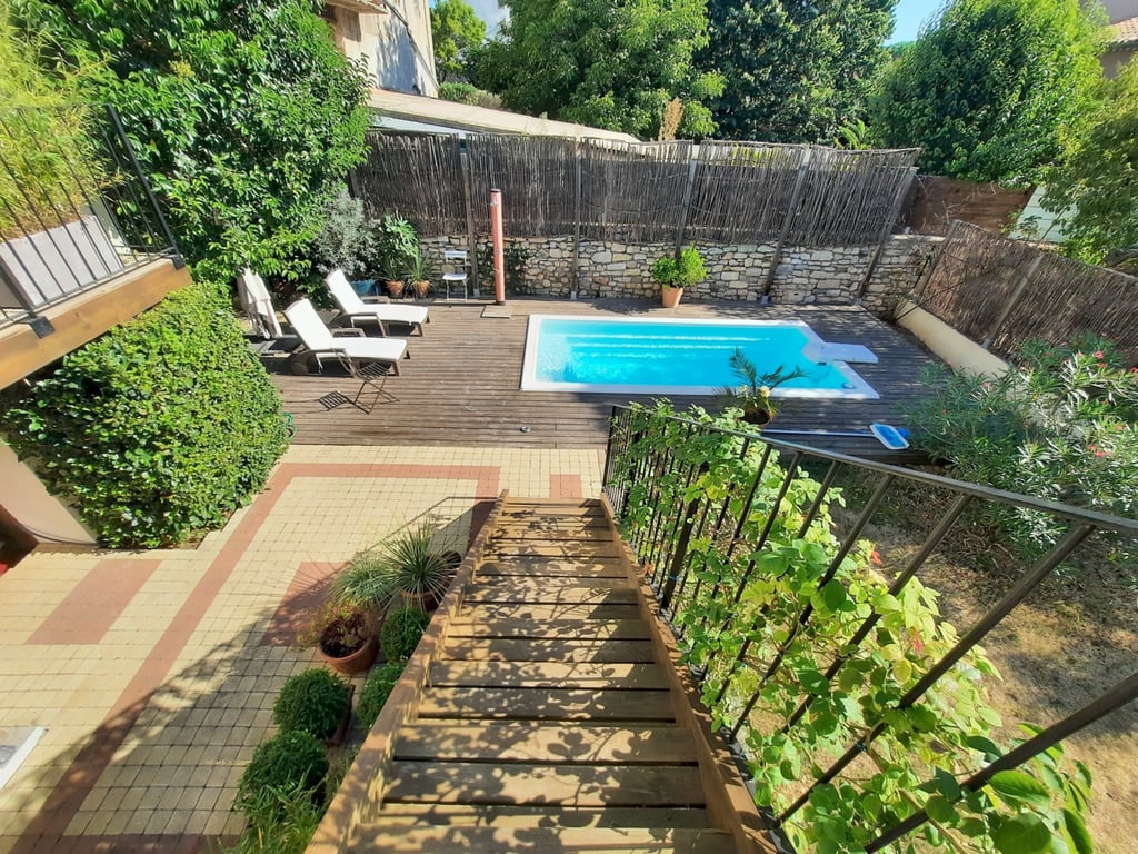 House in Herepian - Image 3