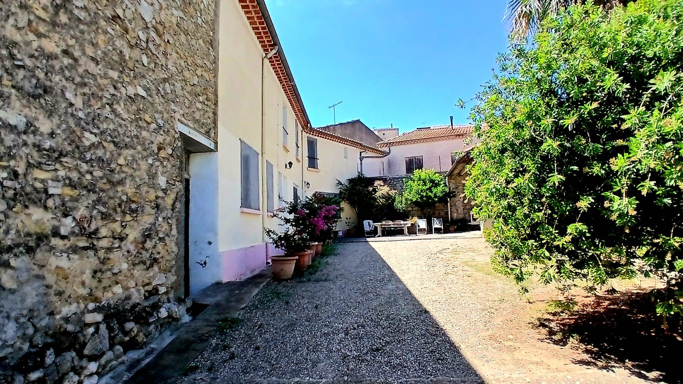 House in Murviel-les-Beziers - Image 3