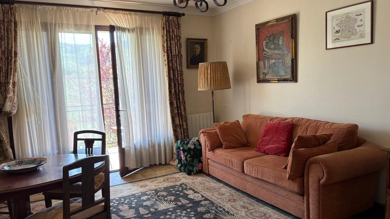 House in Lavelanet - Image 3