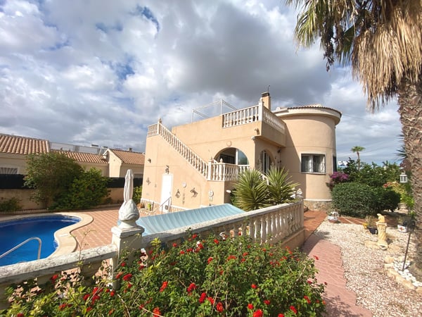 Villa in Ciudad Quesada - view 1