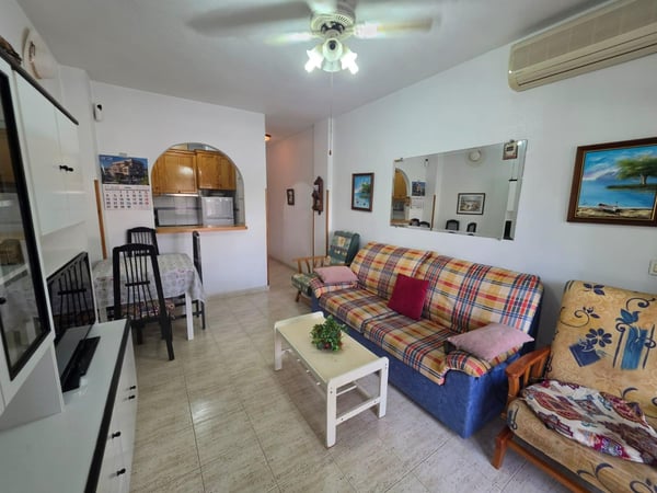 Apartment in Guardamar del Segura - view 1