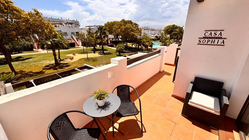 Apartment in Pareton - view 1