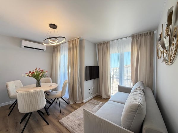 Apartment in San Miguel de Salinas - view 1