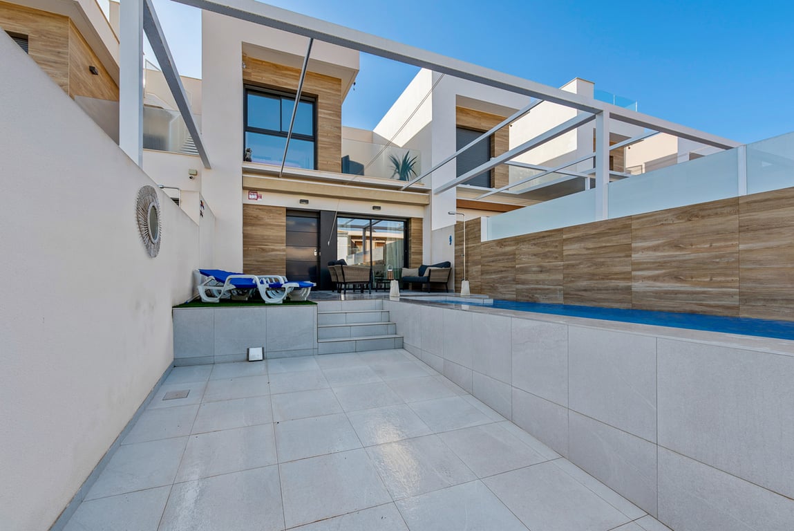 Villa in Rojales - Image 2
