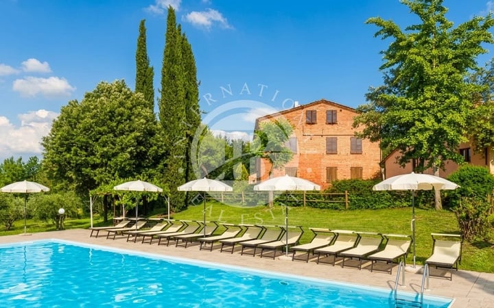 House in Montepulciano - view 1