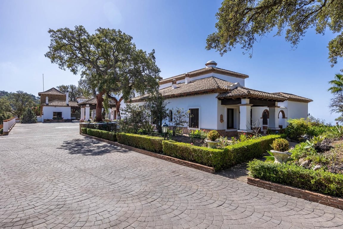 Villa in Marbella - Image 3