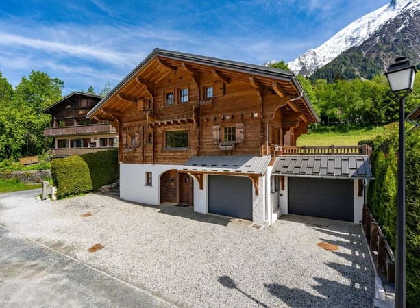 House in Les Houches - view 1