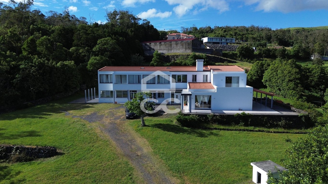 Villa in Terra Cha - Image 2