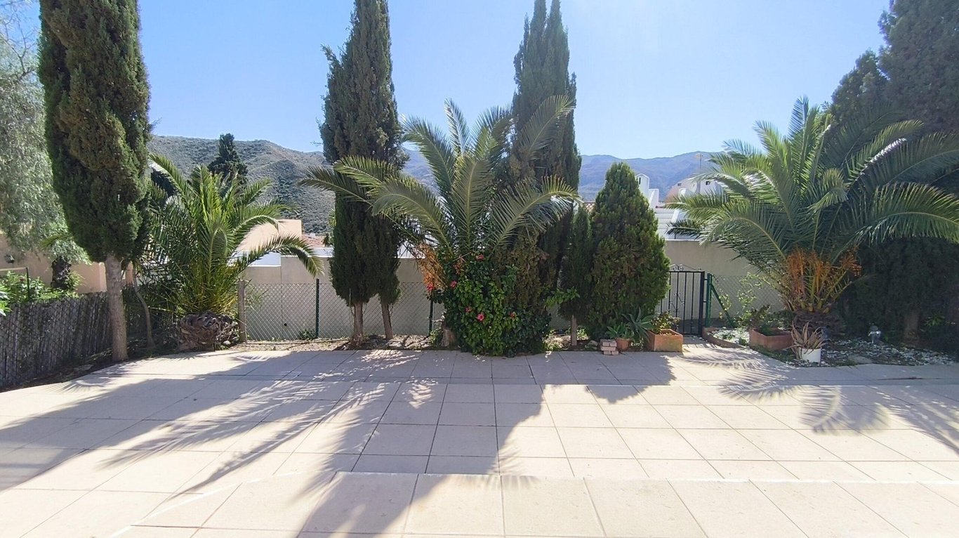 House in Cortijo Grande - Image 2