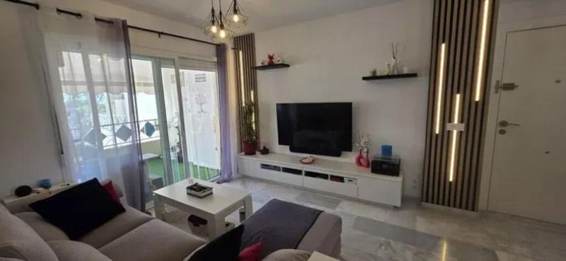 Apartment in Las Chapas - view 1